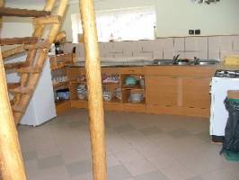 B�rzs�ny turistah�z