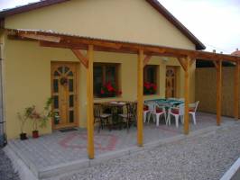 Johanna apartmanh�z