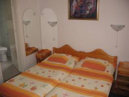 G�m�ri Vend�gh�z