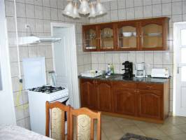 Fl�ra - apartman