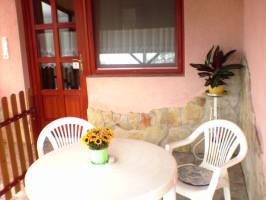 Barackvir�g apartman