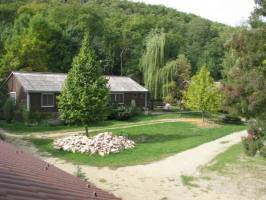 Apartmanok �s Ifj�s�gi sz�ll�s, Z�ldv�r Villa