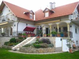 Casa Colonia Apartmanh�z