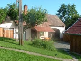 Szarvassz�ll� Vend�gh�z