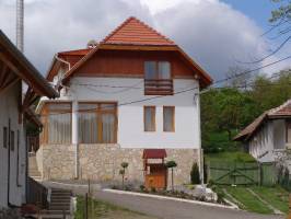 Napf�ny Vend�gh�z