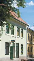 F�lhold Apartman