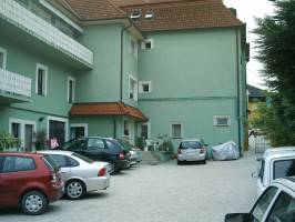 GUSZTI VILLA H�V�Z