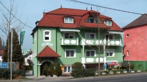 GUSZTI VILLA H�V�Z