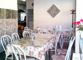 Bl�thy Ott� Szakk�z�piskola, Szakiskola �s Koll�gium