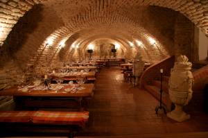 H�derv�ry Kast�ly