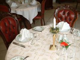 Hotel Continent Sz�lloda �s �tterem