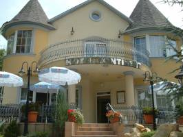 Hotel Continent Sz�lloda �s �tterem