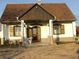 Szab� Pinc�szet - Sikl�s