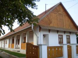 Csuhaj vend�gh�z